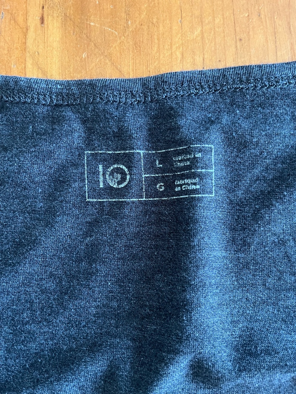 Tentree Positive Impact Heather Gray Scoop Neck Curved Hem Sustainable Tee - Picture 3 of 9